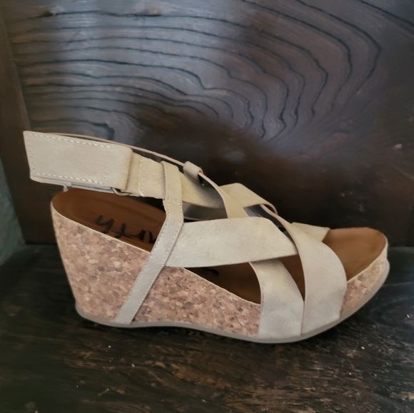 Blowfish Malibu Cork wedges - Picture 6 of 8